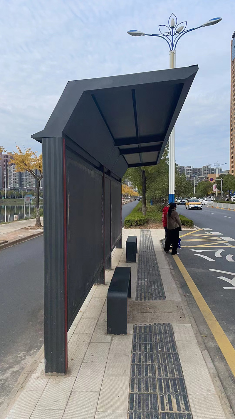 甯波鋁合金(jīn)候車(chē)亭(圖3)